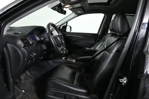 Crystal Black Pearl 2020 Honda Pilot EX-L