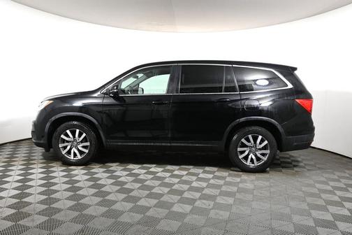 Crystal Black Pearl 2020 Honda Pilot EX-L