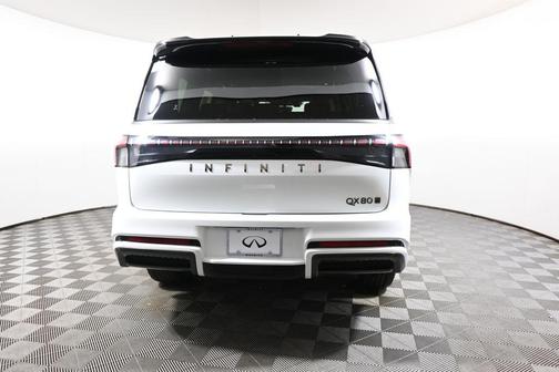 Radiant White 2026 INFINITI QX80 AUTOGRAPH