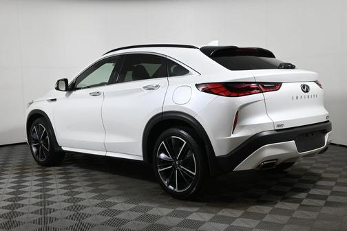 2023 INFINITI QX55 LUXE