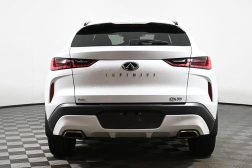 2023 INFINITI QX55 LUXE
