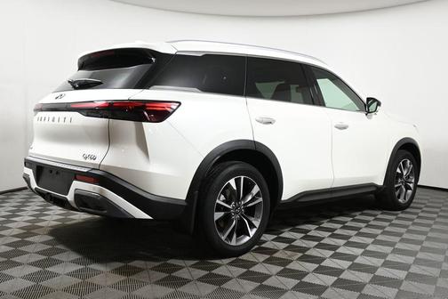 2022 INFINITI QX60 Luxe