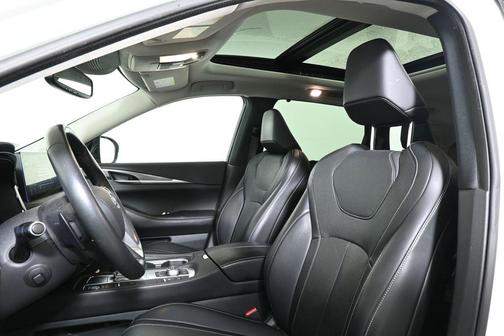 2022 INFINITI QX60 Luxe