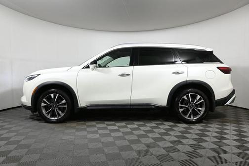 2022 INFINITI QX60 Luxe