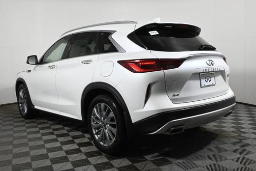 2025 INFINITI QX50 Luxe