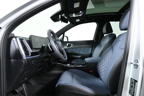 2025 Kia Sorento Plug-In Hybrid SX Prestige