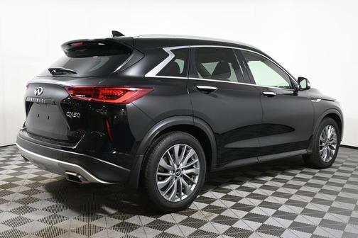 2025 INFINITI QX50 Luxe