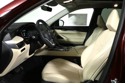 2025 INFINITI QX60 SENSORY