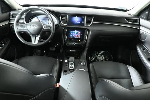 2022 INFINITI QX50 Luxe