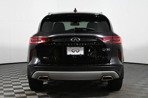 2022 INFINITI QX50 Luxe
