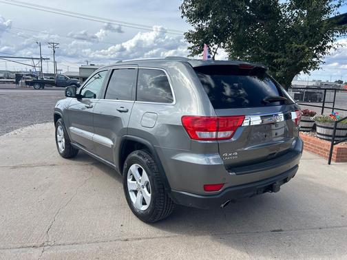 2011 Jeep Grand Cherokee Laredo