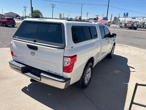 2017 Nissan Titan SV
