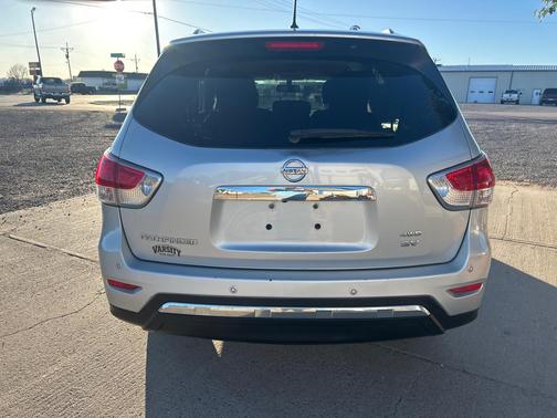 2016 Nissan Pathfinder S