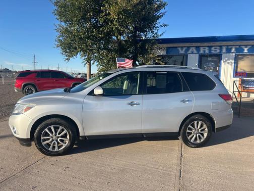 2016 Nissan Pathfinder S