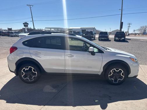 Satin White Pearl 2014 Subaru XV Crosstrek 2.0i Limited