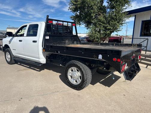 2022 RAM 3500 Tradesman Crew Cab 4x4 8' Box