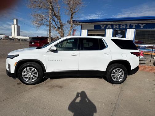 2022 Chevrolet Traverse LS