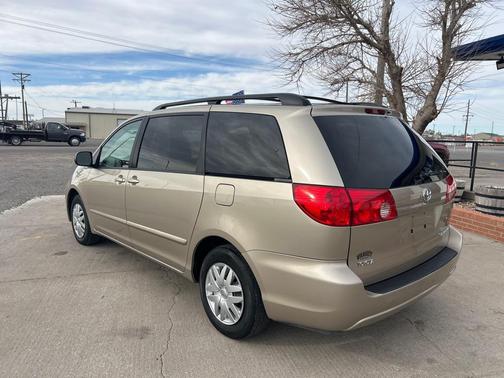 2009 Toyota Sienna LE
