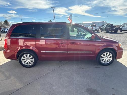 2014 Chrysler Town & Country Touring