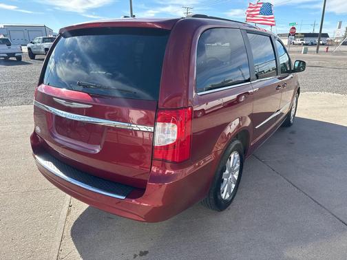 2014 Chrysler Town & Country Touring