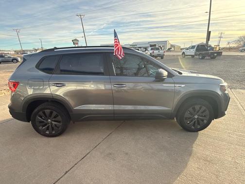 2023 Volkswagen Taos 1.5T S