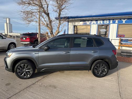 2023 Volkswagen Taos 1.5T S