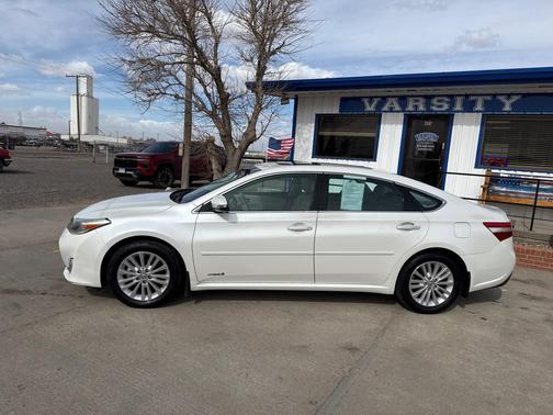 2014 Toyota Avalon Hybrid XLE Premium