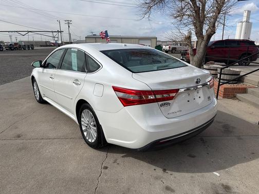 2014 Toyota Avalon Hybrid XLE Premium
