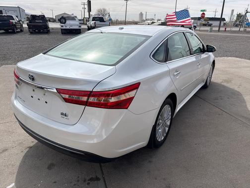2014 Toyota Avalon Hybrid XLE Premium