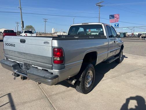Bright Silver Metallic Clearcoat 2002 Dodge Ram 2500 SLT