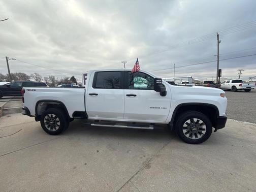 2022 Chevrolet Silverado 2500 Custom