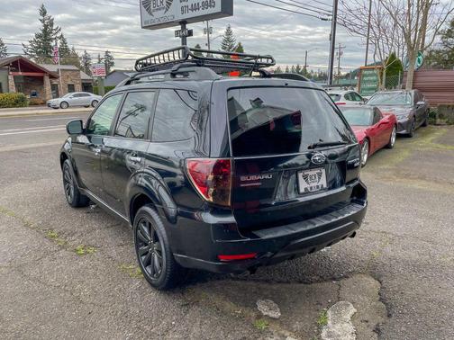 Black 2012 Subaru Forester 2.5X Premium