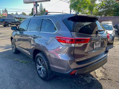 2018 Toyota Highlander LE Plus