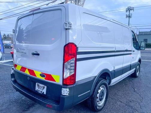 2017 Ford Transit-250 Base