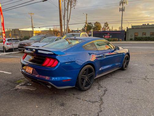 2018 Ford Mustang EcoBoost