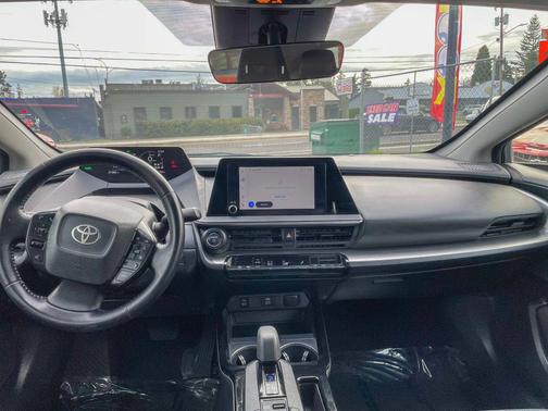 2025 Toyota Prius LE