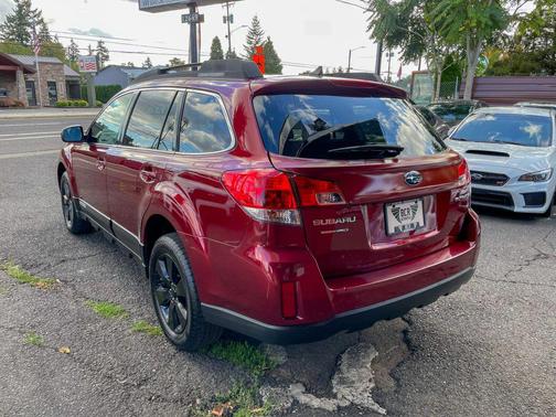 2012 Subaru Outback 2.5i Limited