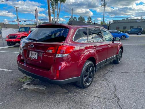 2012 Subaru Outback 2.5i Limited
