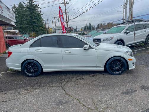 2012 Mercedes-Benz C-Class C 300 4MATIC Sport
