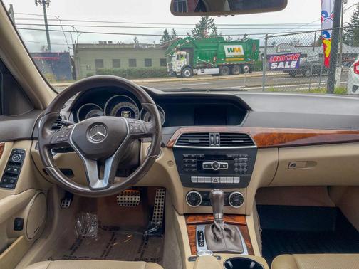 2012 Mercedes-Benz C-Class C 300 4MATIC Sport