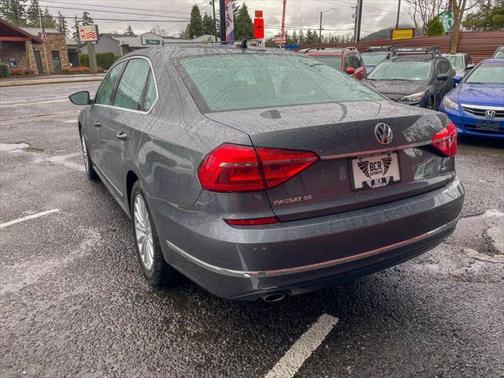 2016 Volkswagen Passat 1.8T SE