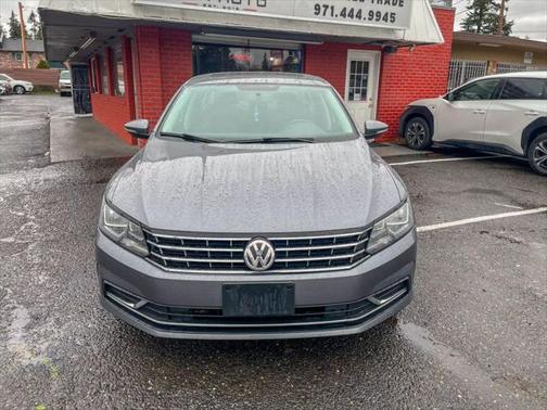 2016 Volkswagen Passat 1.8T SE