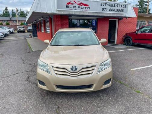 2010 Toyota Camry LE