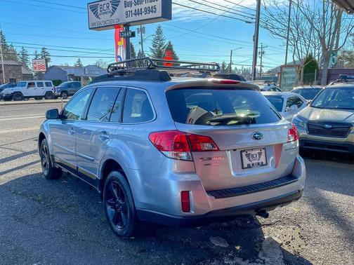 2013 Subaru Outback 2.5i Limited