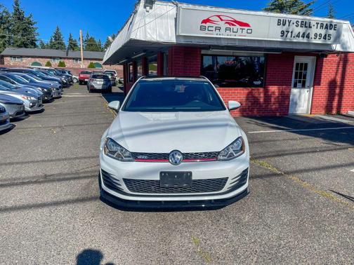 2015 Volkswagen Golf GTI 2.0T SE 2-Door
