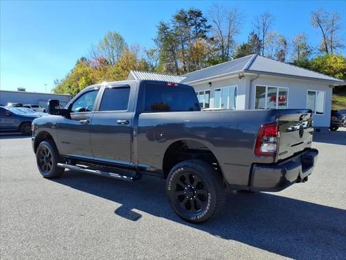 2023 RAM 2500 Big Horn Crew Cab 4x4 64' Box