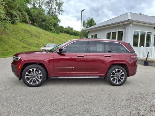 2023 Jeep Grand Cherokee Overland 4x4
