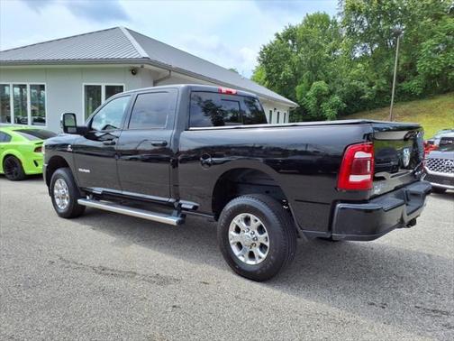2024 RAM 2500 Laramie Crew Cab 4x4 64' Box