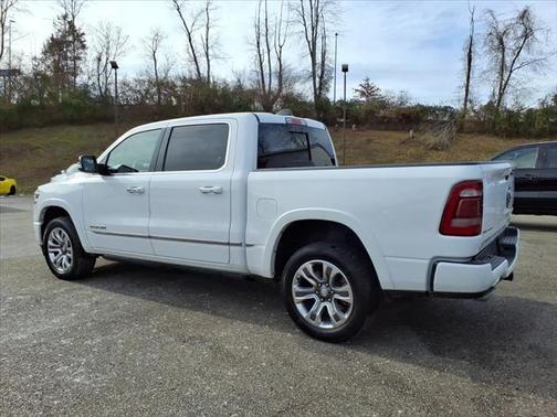 2022 RAM 1500 Limited Crew Cab 4x4 57' Box