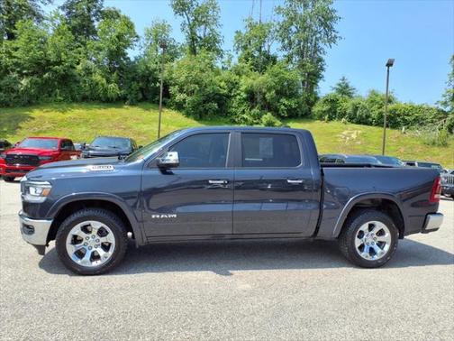 2019 RAM 1500 Laramie Crew Cab 4x4 57' Box